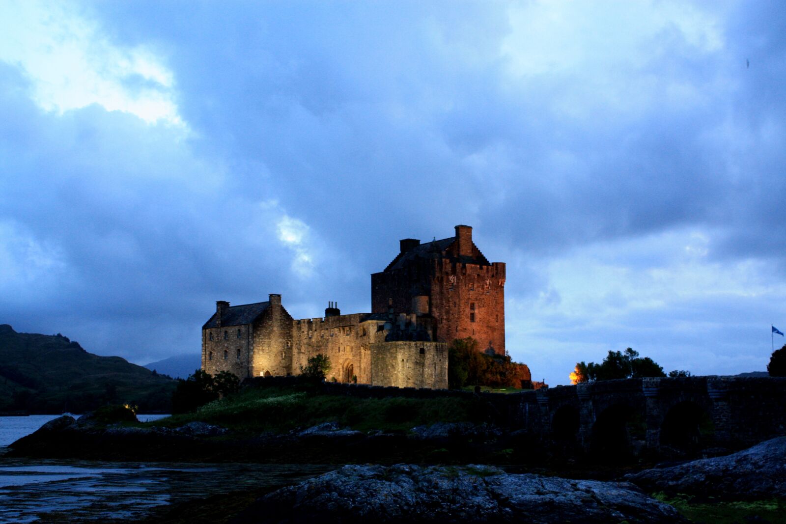 Canon EOS 450D (EOS Rebel XSi / EOS Kiss X2) sample photo. Castle, scotland, eilean donan photography