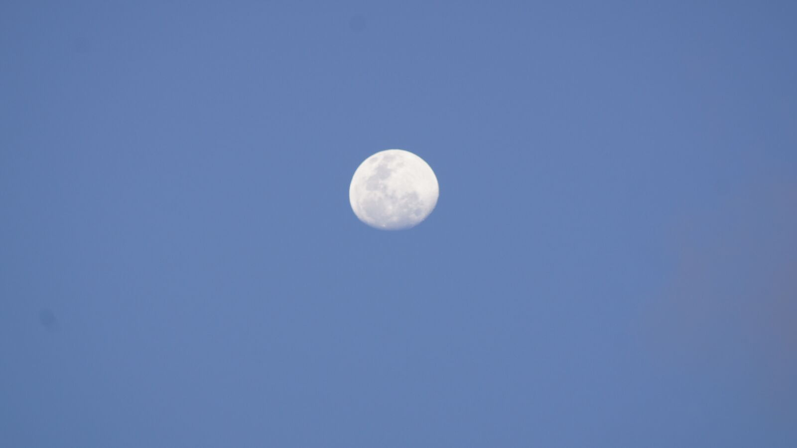 Sony SLT-A55 (SLT-A55V) sample photo. Moon, dusk, night photography