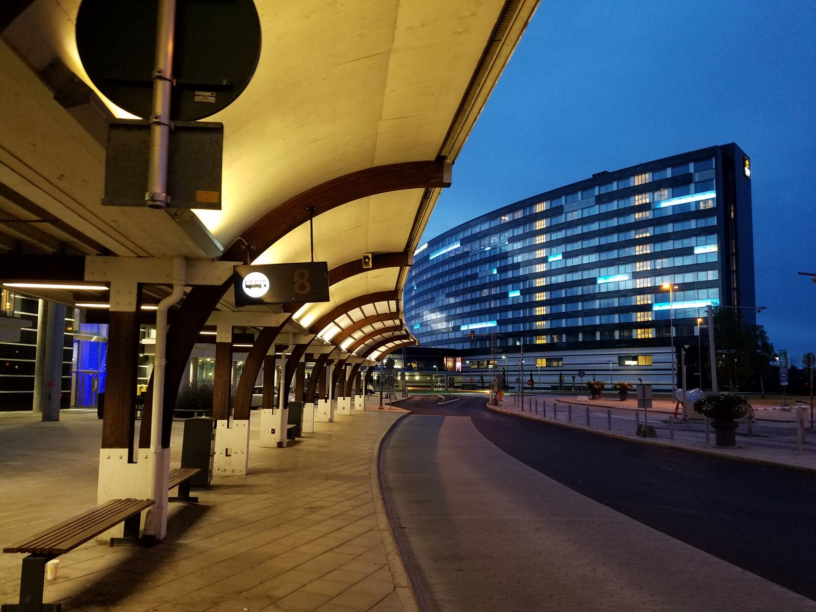Samsung Galaxy S7 Edge sample photo. Stockholm, sweden, airport photography