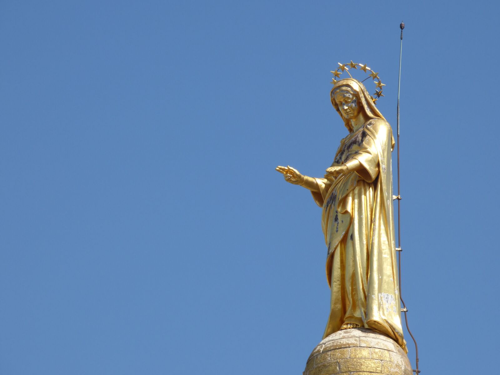Panasonic DMC-FZ72 sample photo. Statue, virgin, religion photography