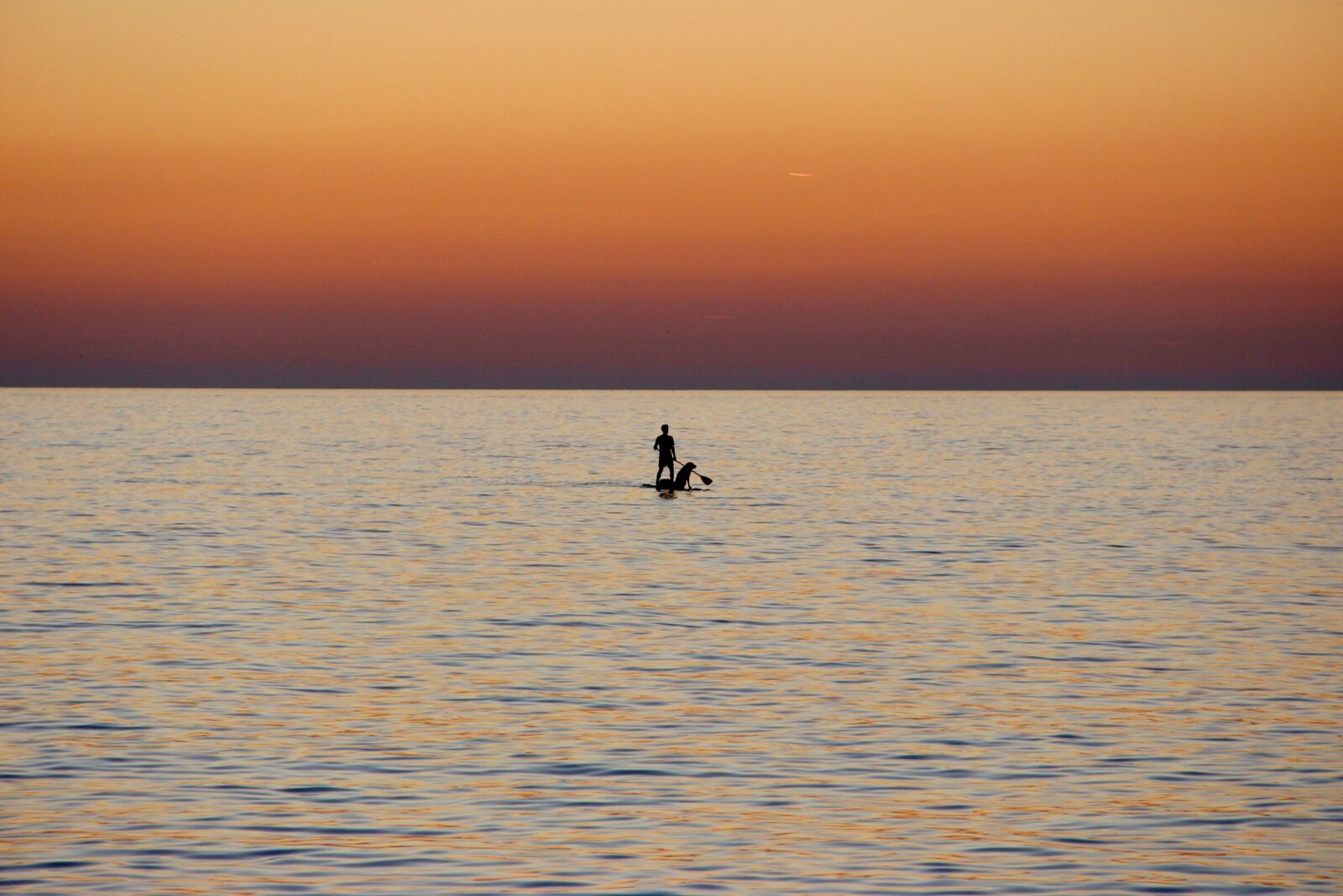 Canon EOS 600D (Rebel EOS T3i / EOS Kiss X5) sample photo. Sunset, romance, sup photography