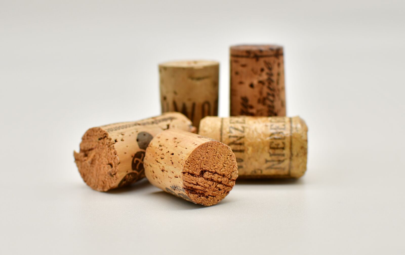 Nikon D7500 sample photo. Cork, wine, group photography