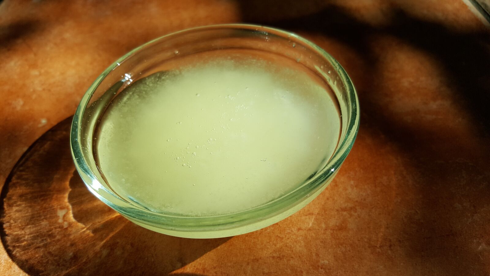 Samsung Galaxy Note5 sample photo. Coconut oil, glass dish photography