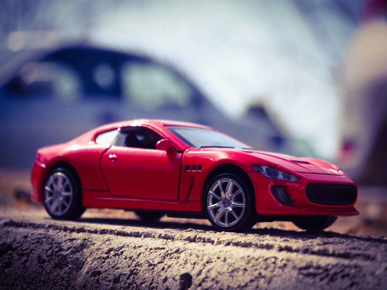 Olympus OM-D E-M10 II sample photo. Car, toy, macro photography
