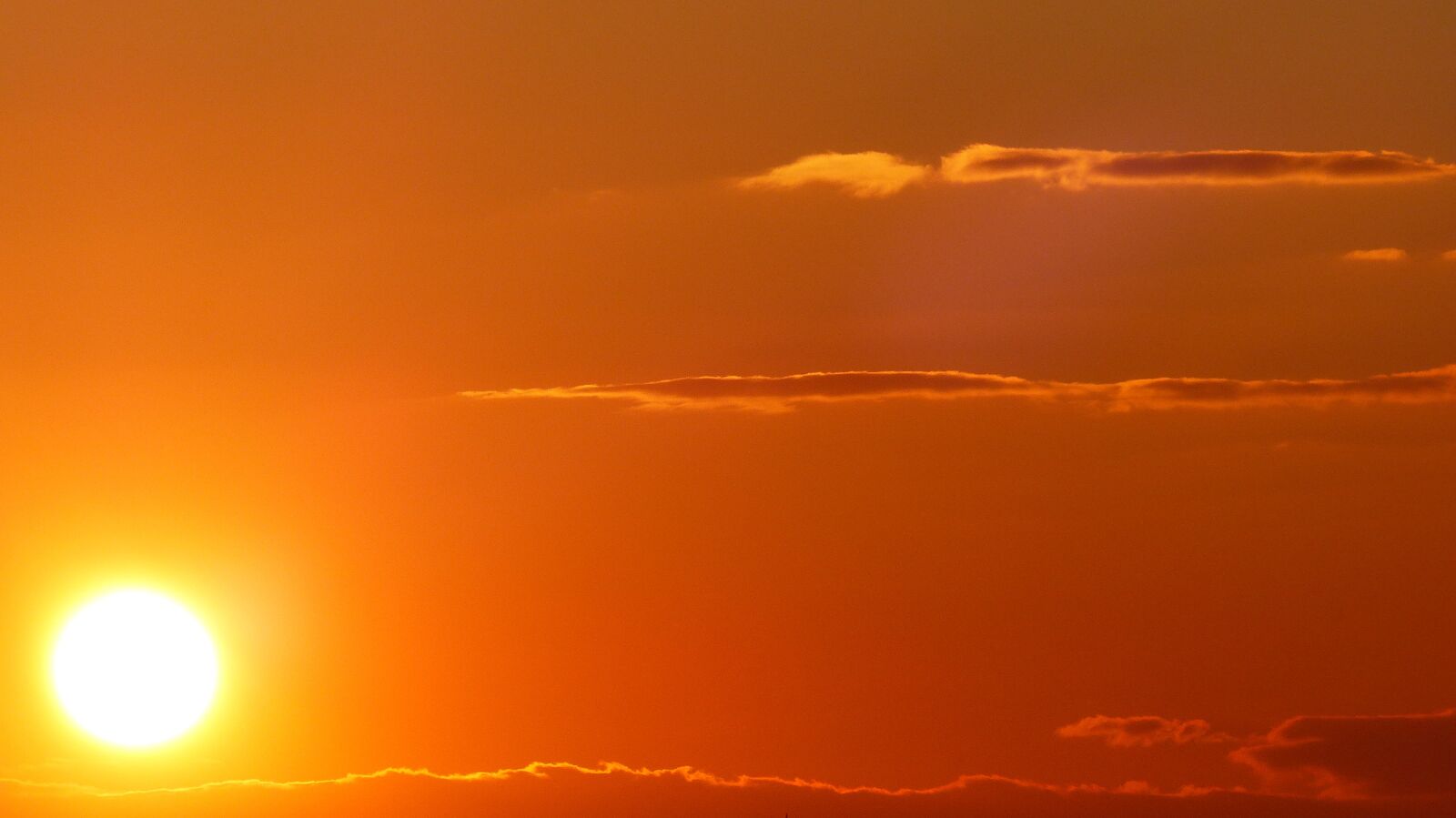 Panasonic Lumix DMC-FZ200 sample photo. Sunset, sunrise, sun photography