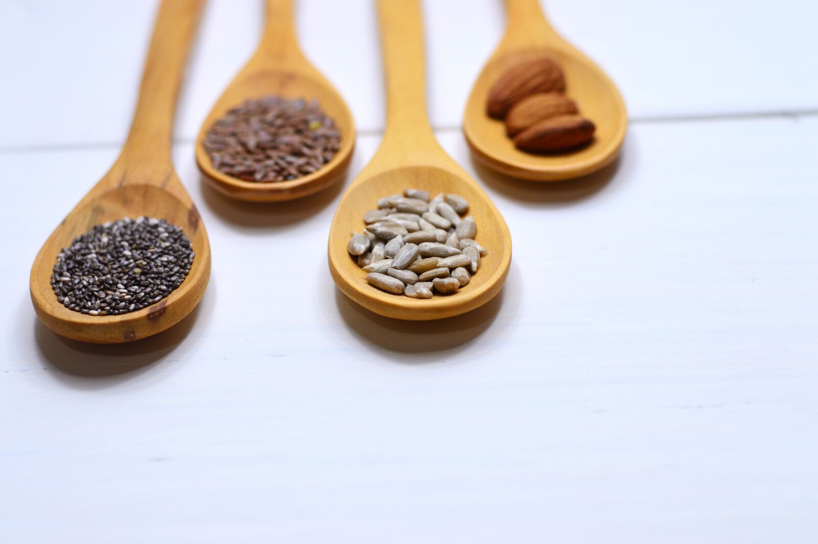 Nikon D3200 sample photo. Wood, food, spoon photography