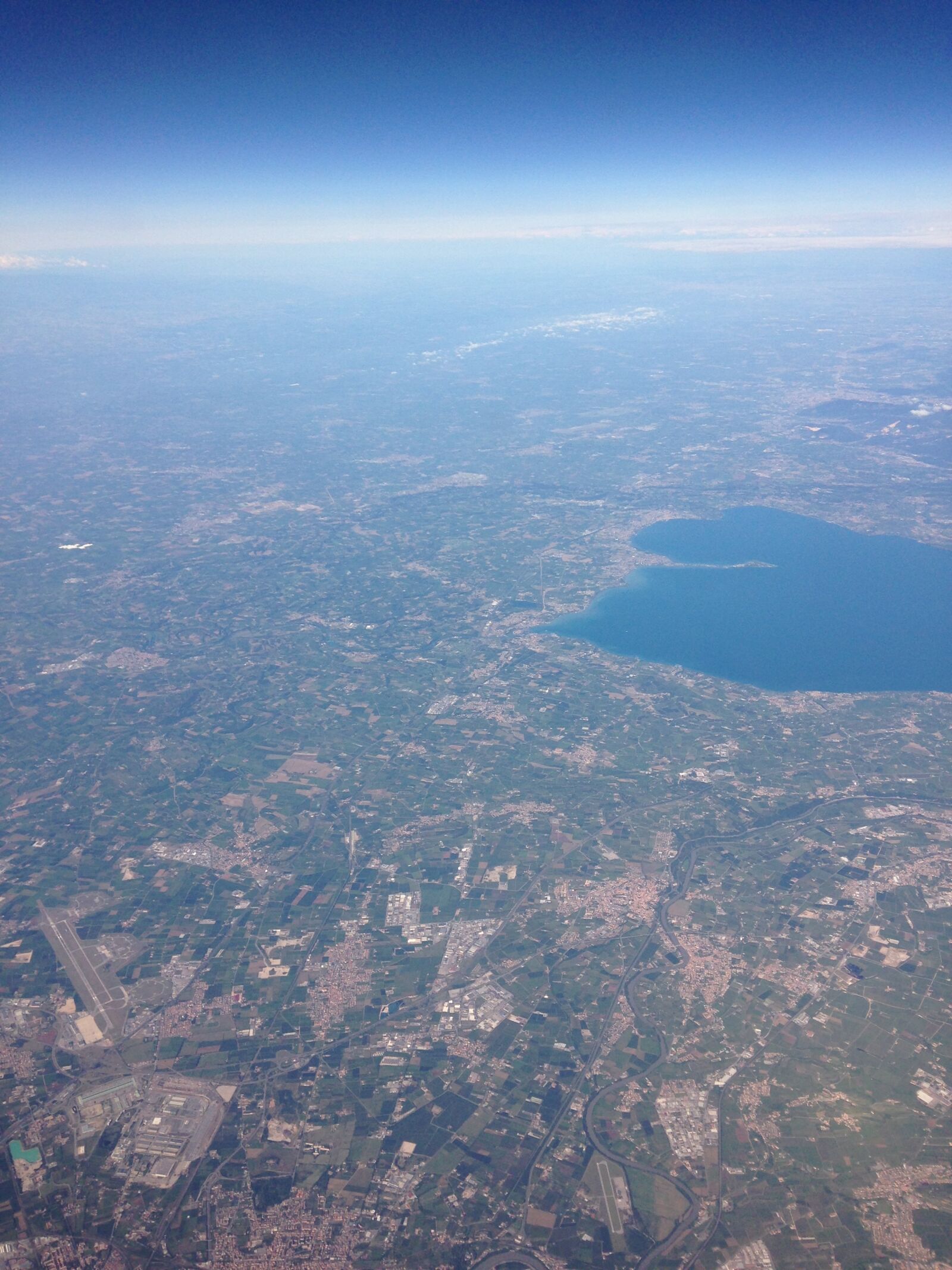 iPhone 5c back camera 4.12mm f/2.4 sample photo. Aerial, aerial, view, airplane photography