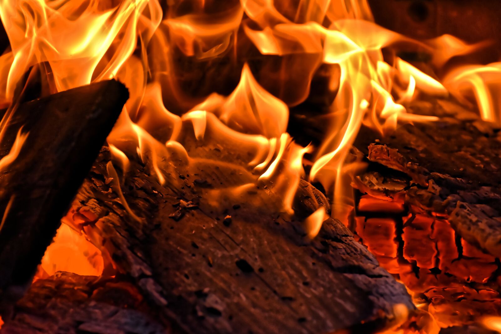 Nikon D7200 sample photo. Fire, flame, wood photography