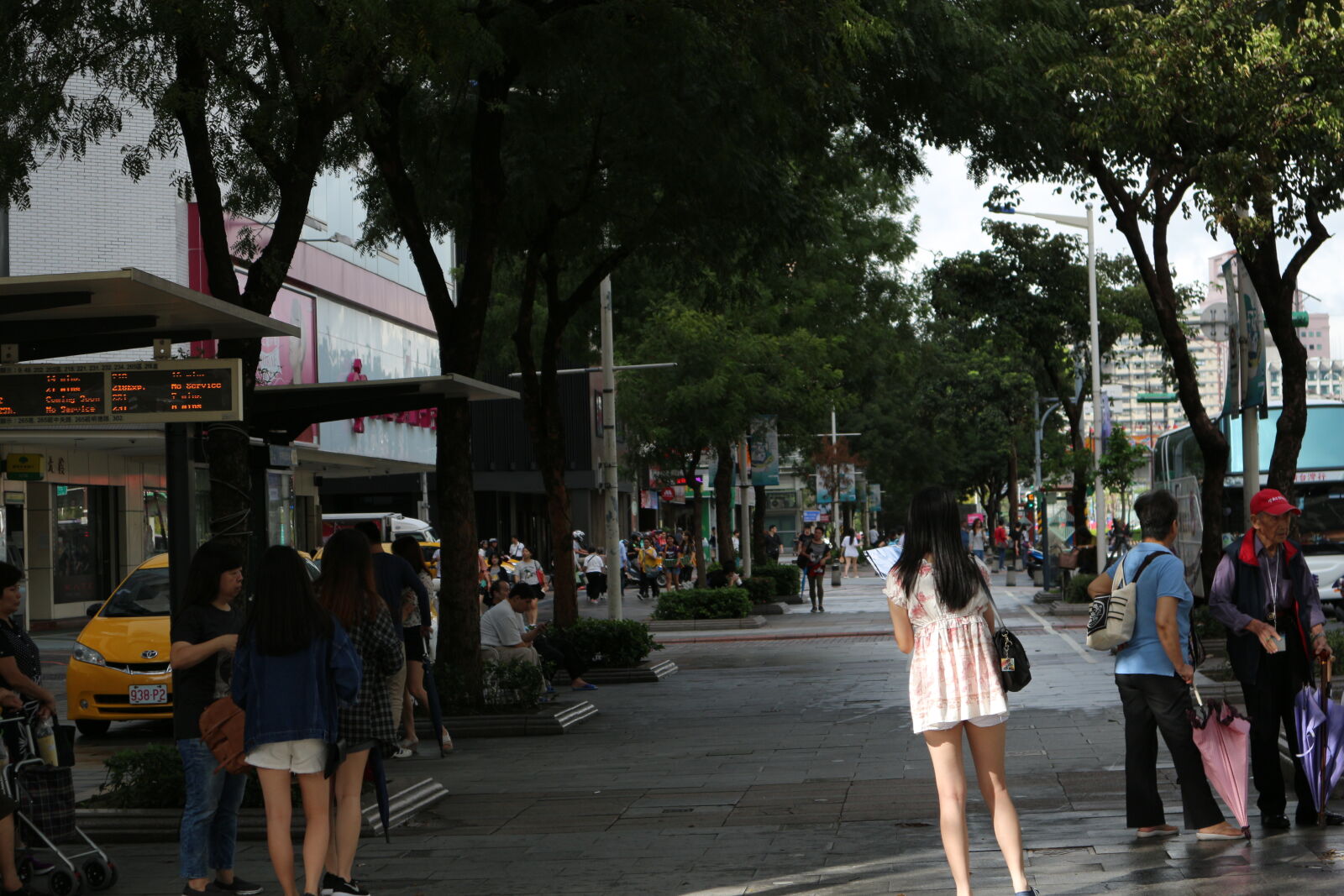 Canon EOS M sample photo