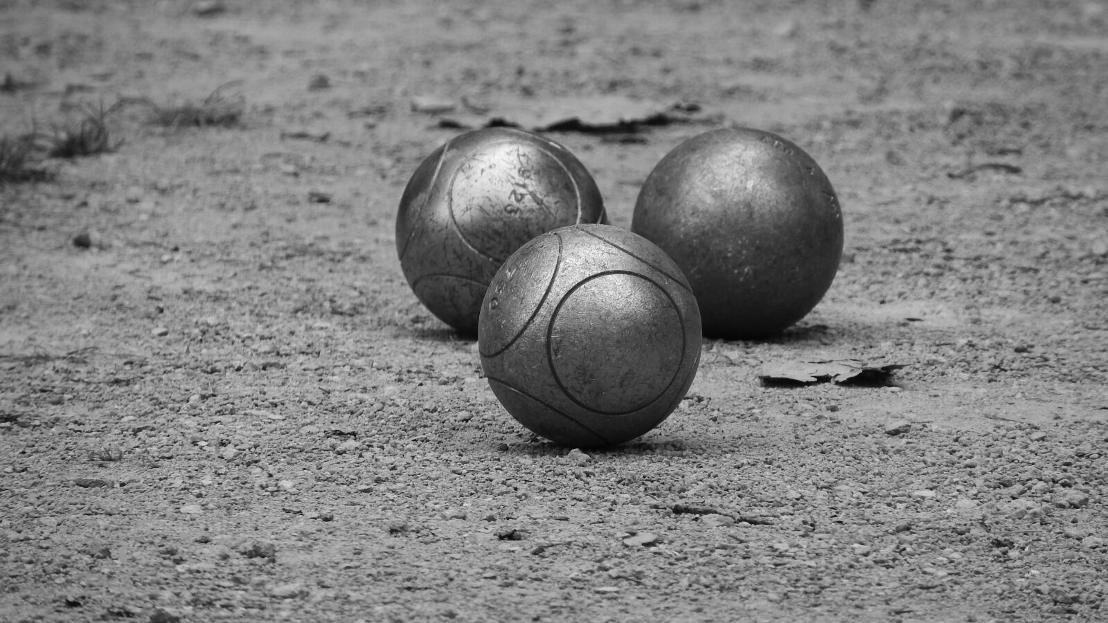 Nikon Coolpix P610 sample photo. Pétanque, france, traditional photography