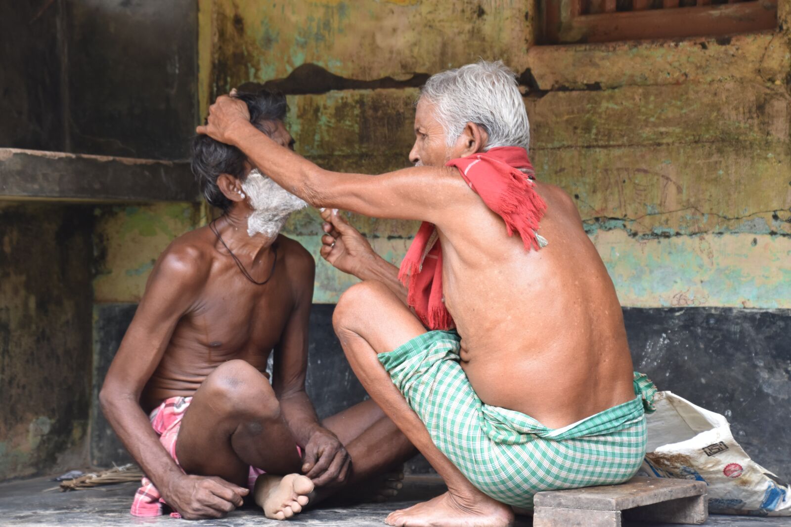 Nikon D5600 sample photo. Odisha, india, barber photography