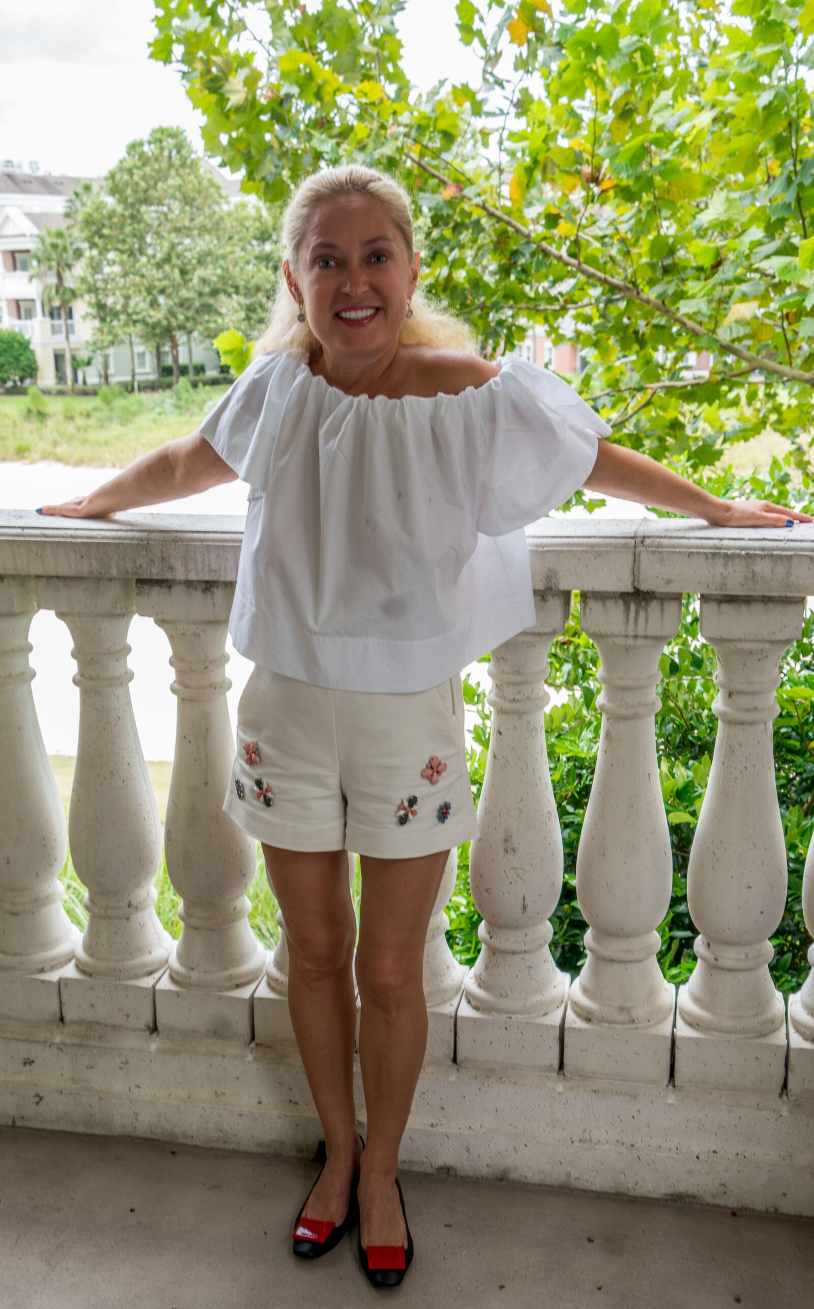 Sony a7R II sample photo. Woman, mature, people photography