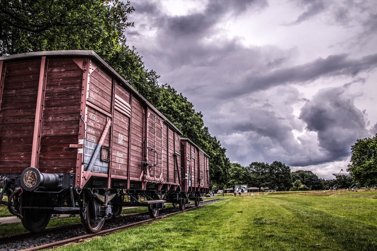 Canon EOS 60D sample photo. Train, cloud, landscape photography