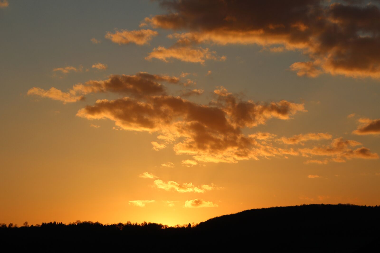 Canon EOS 600D (Rebel EOS T3i / EOS Kiss X5) sample photo. Sunset, abendstimmung, sun photography