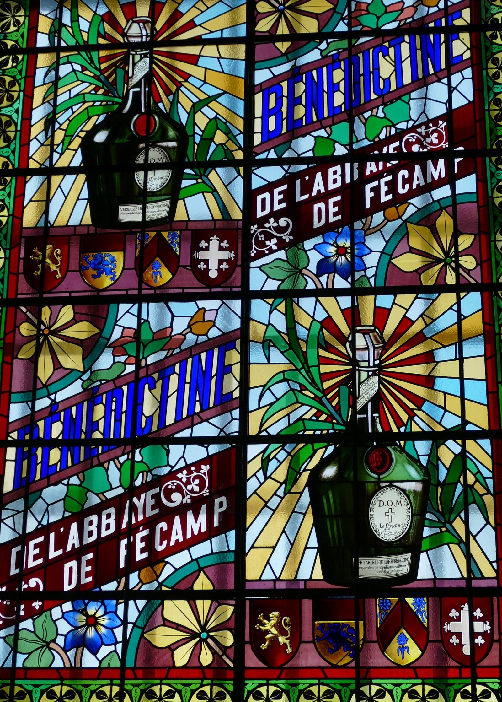 Panasonic Lumix DMC-FZ1000 sample photo. Stained glass, art, window photography