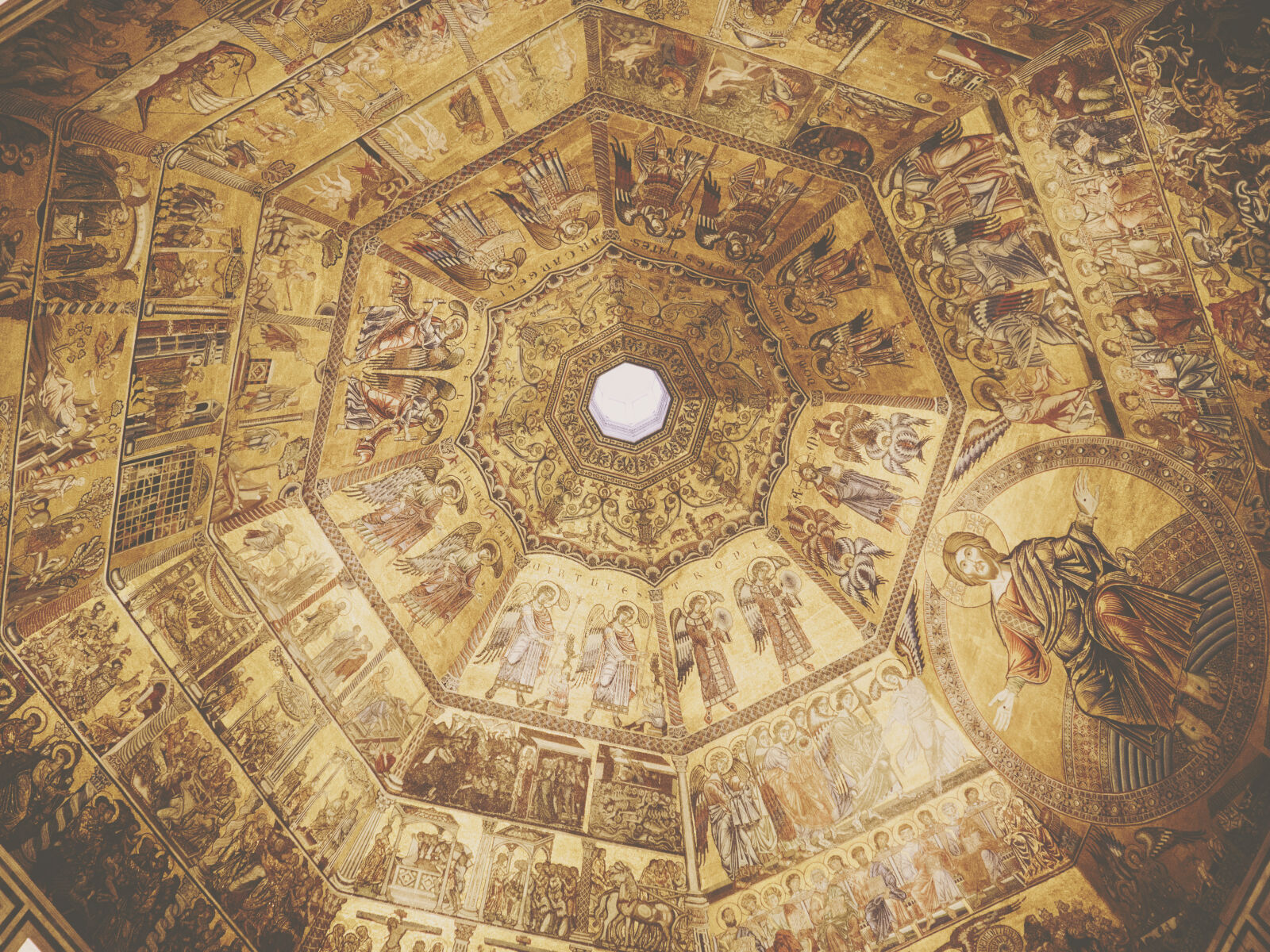 Olympus OM-D E-M10 II sample photo. Church, dome, gold, icons photography