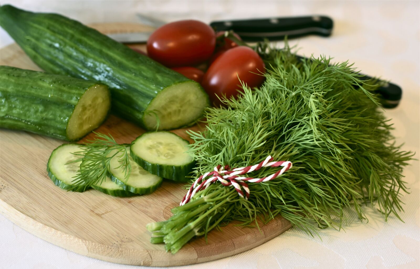 Nikon D7200 sample photo. Dill, cucumber, tomato photography