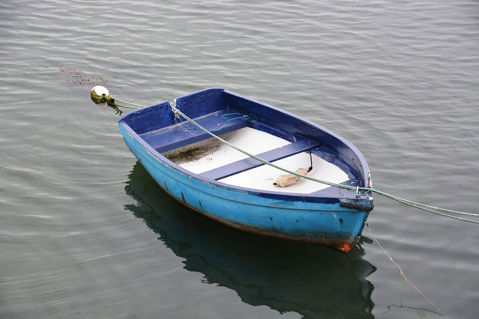 Nikon D5200 sample photo. Boat, water, lake photography