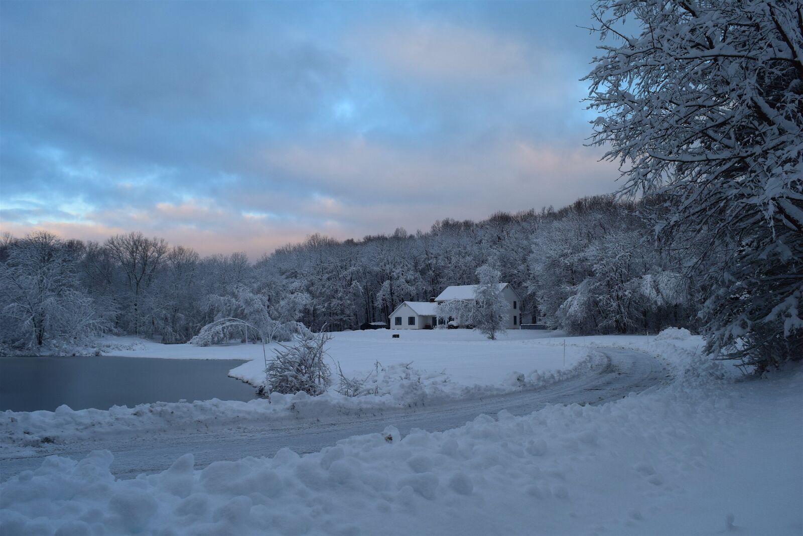 Nikon D3300 sample photo. Snow, house, winter photography
