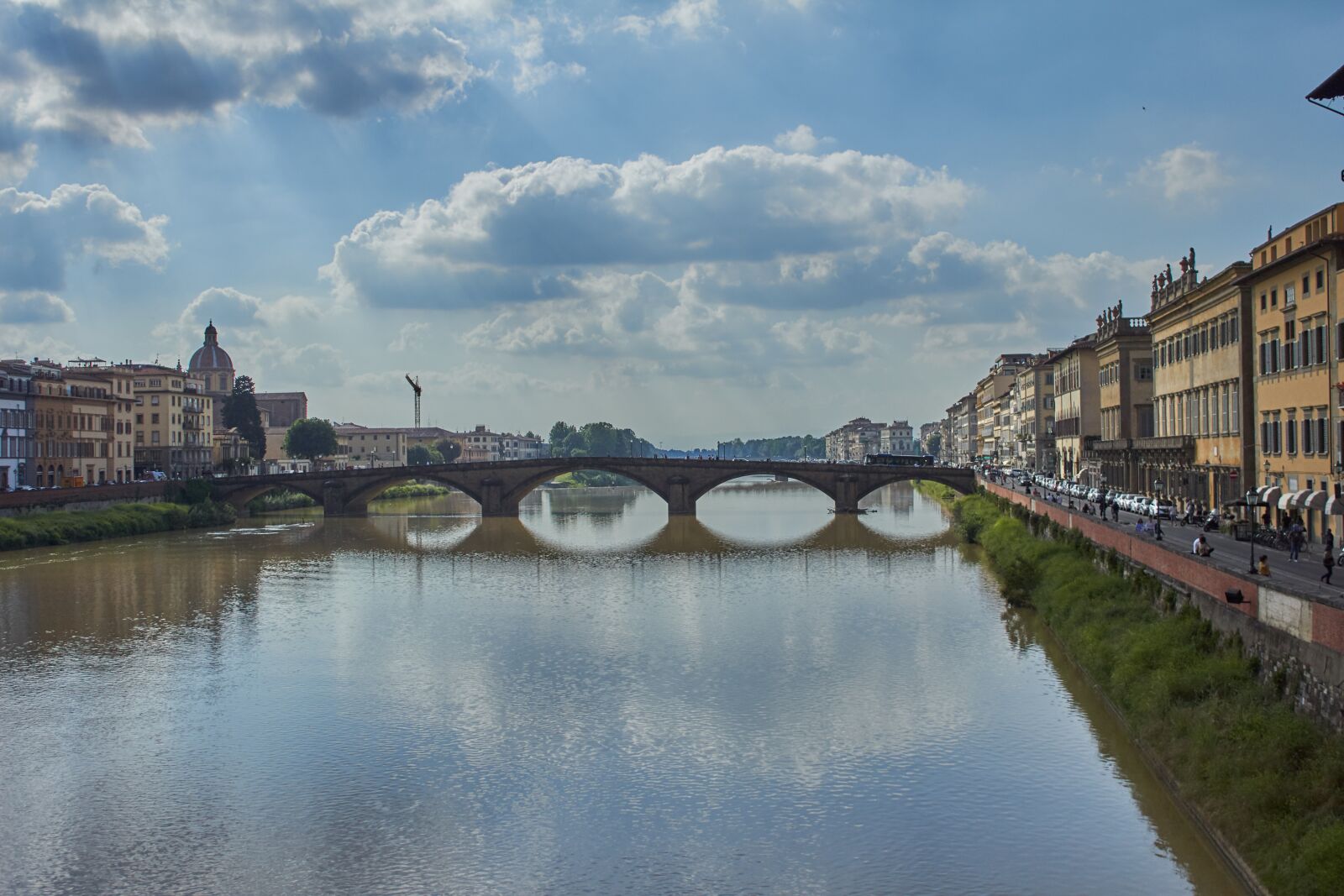 Canon EOS 1200D (EOS Rebel T5 / EOS Kiss X70 / EOS Hi) sample photo. Florence, reflections, bridge photography