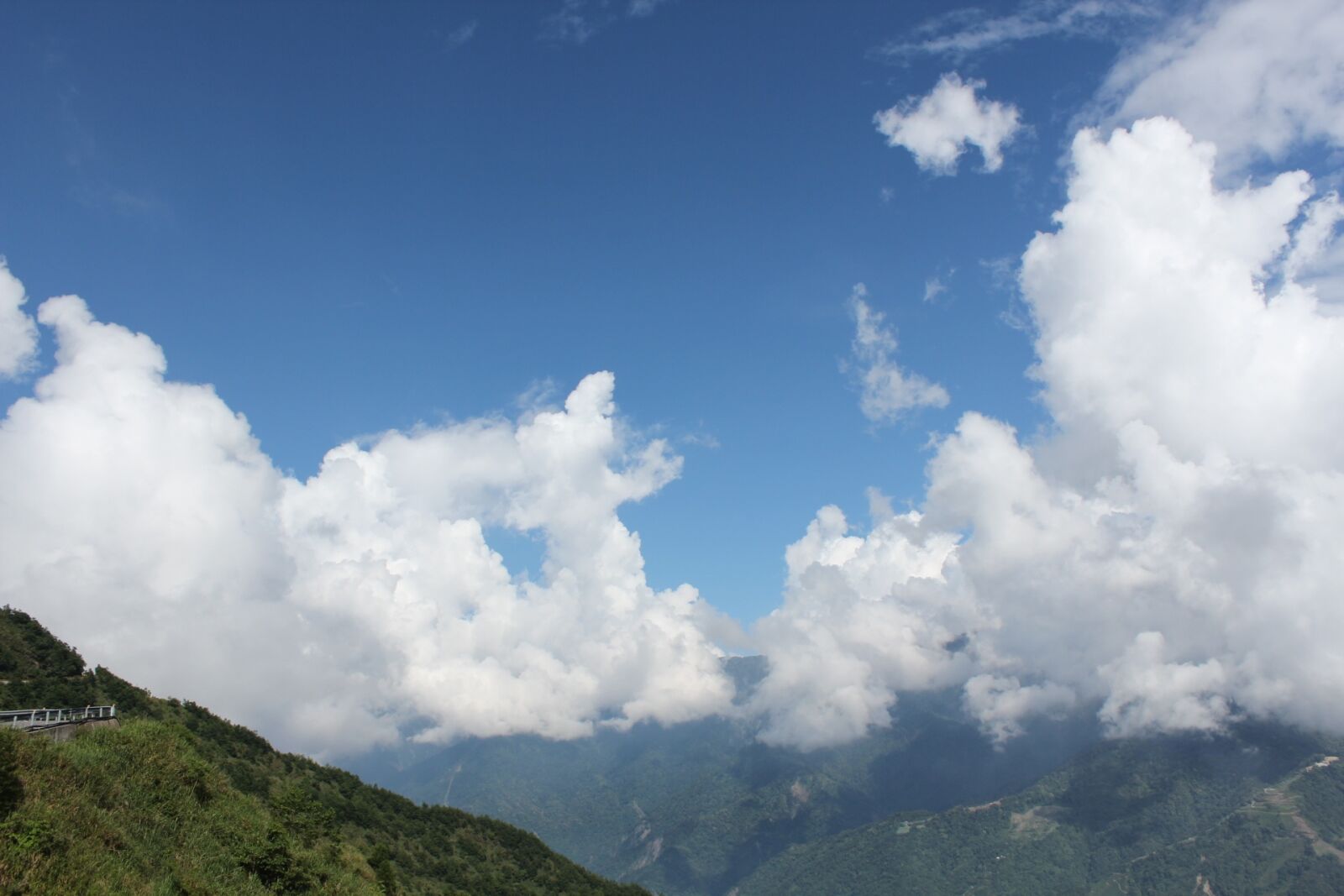 Canon EOS 600D (Rebel EOS T3i / EOS Kiss X5) sample photo. Alpine, baiyun, taiwan photography