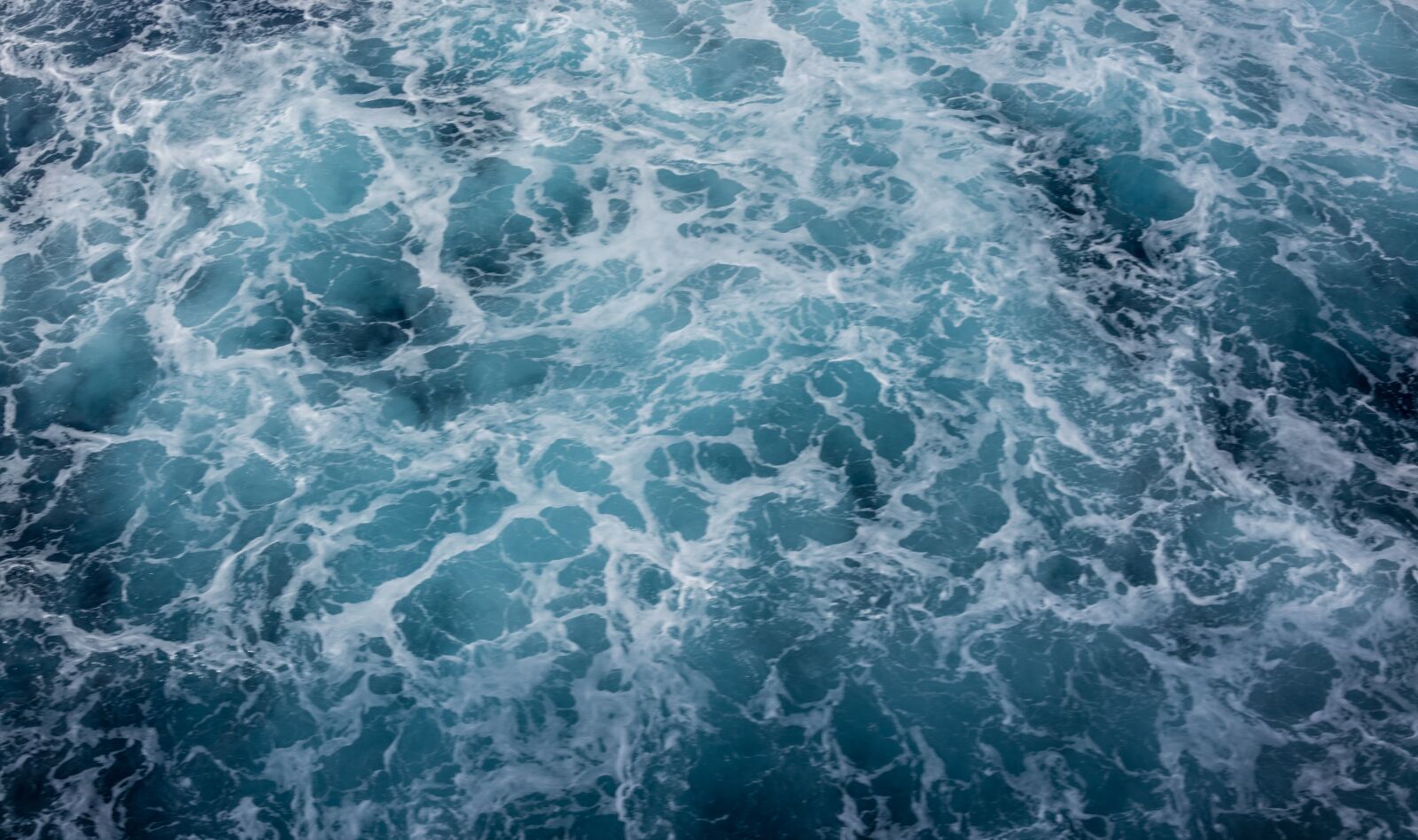 Sony Cyber-shot DSC-RX1R II sample photo. Swirling water, waves, caribbean photography