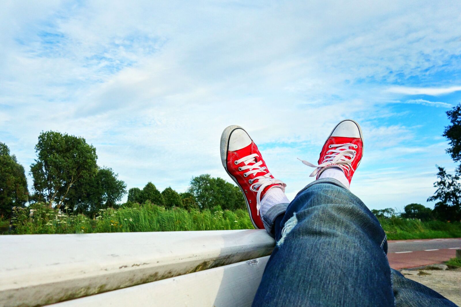 Sony Cyber-shot DSC-RX100 sample photo. Feet, shoes, sneakers photography