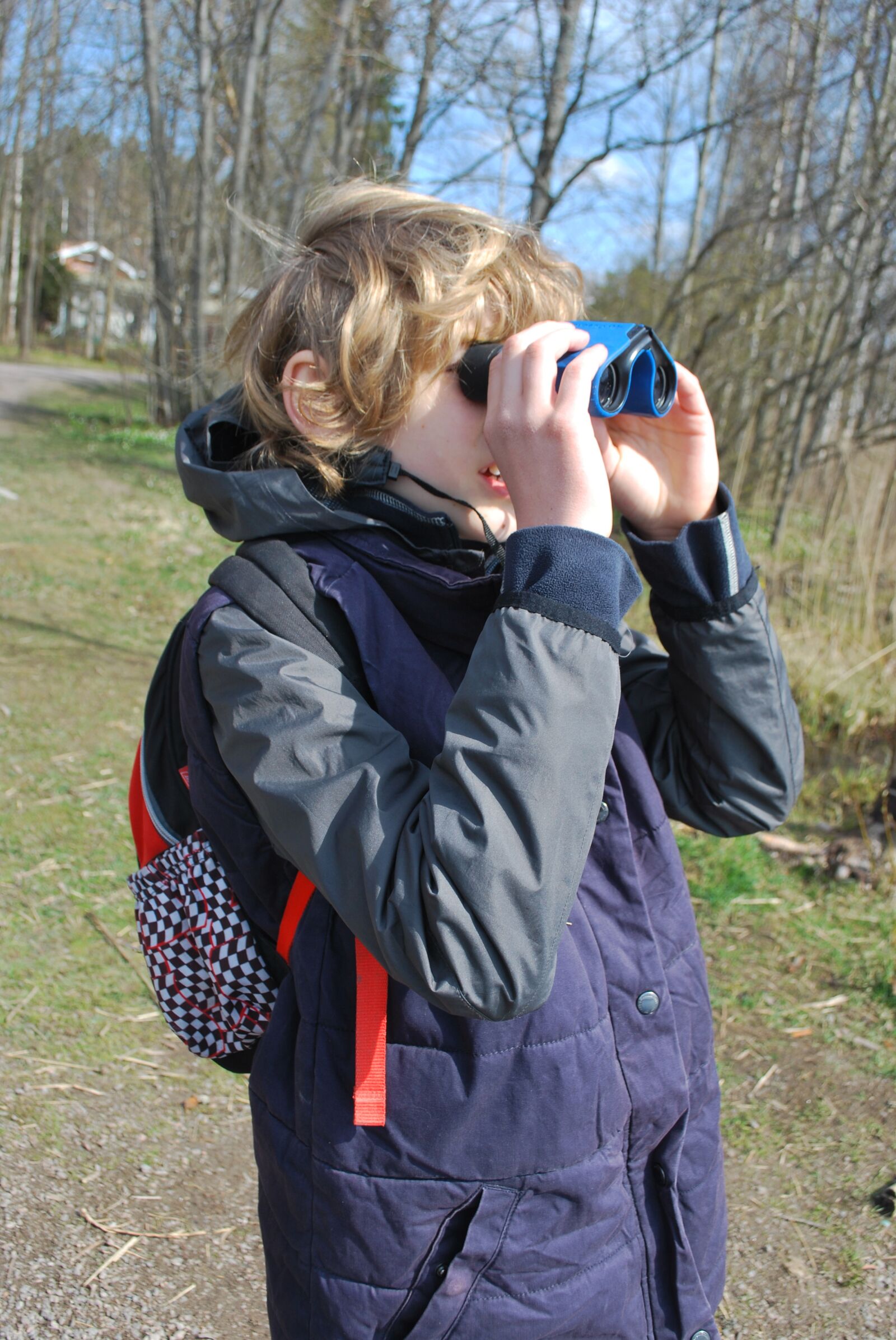 Nikon D60 sample photo. Child, observe, binocular photography