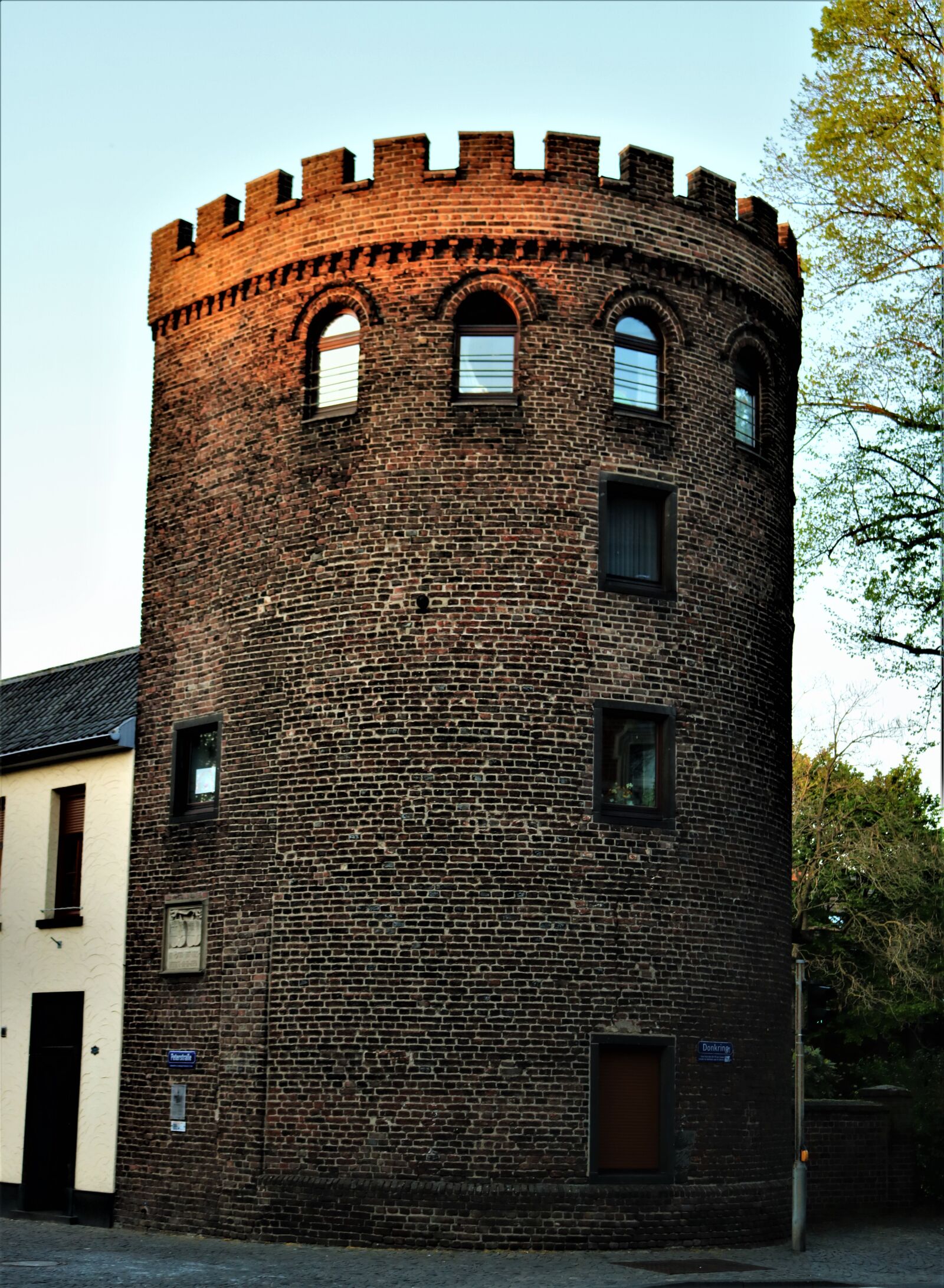 Canon EOS 750D (EOS Rebel T6i / EOS Kiss X8i) sample photo. Kempen, niederrhein, history photography