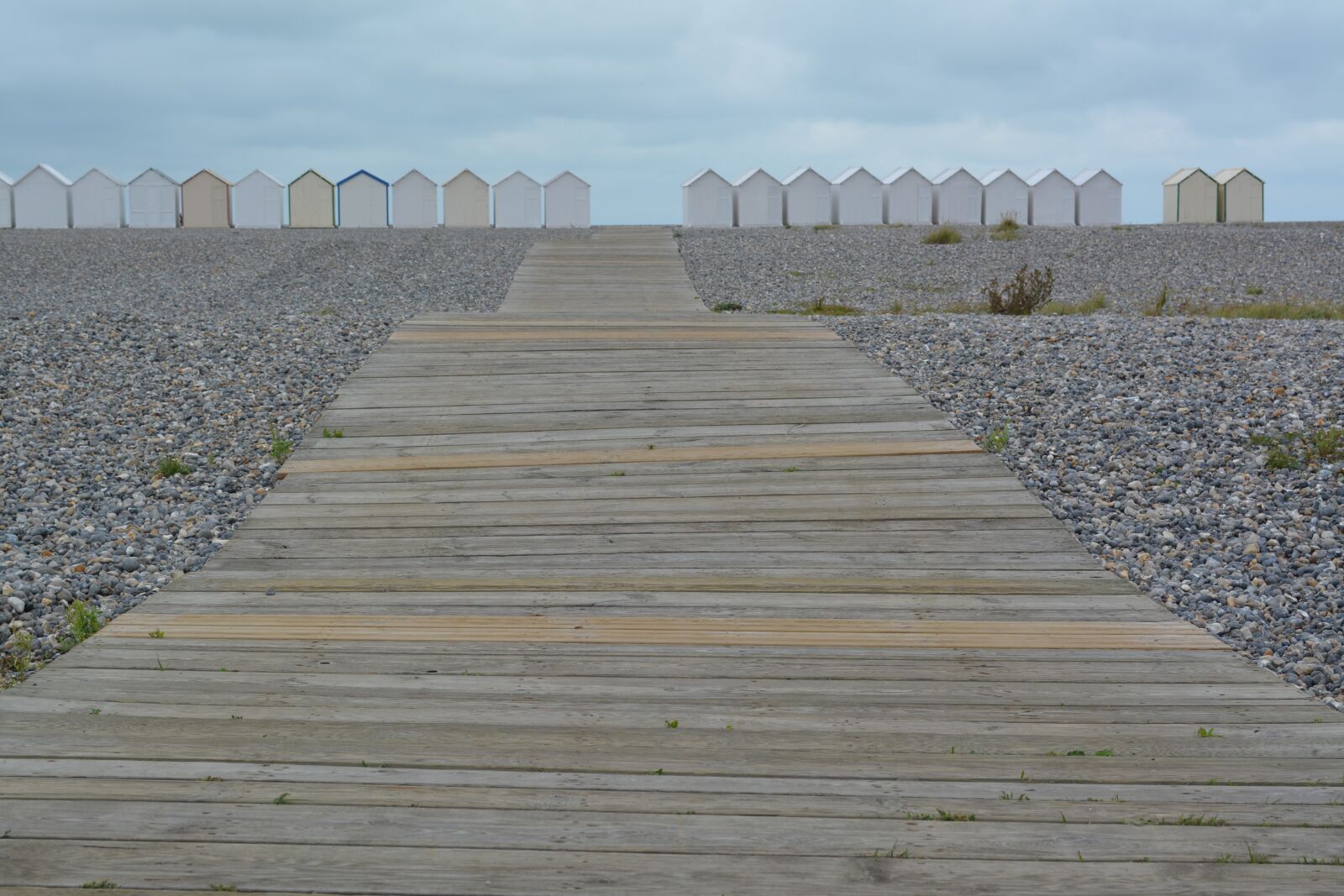 Nikon D5200 sample photo. Sea, cabin, beach photography