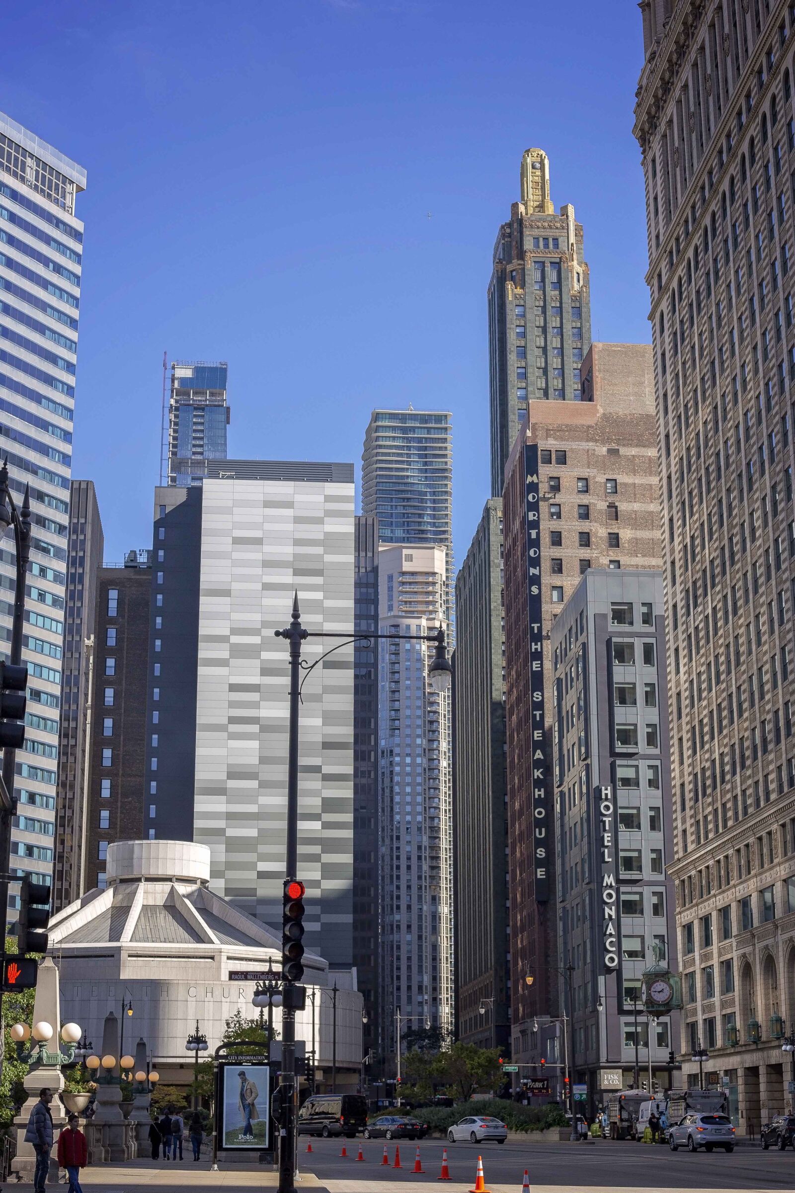 Canon EOS 6D + Canon EF 50mm F1.8 STM sample photo. Chicago, downtown, buildings photography