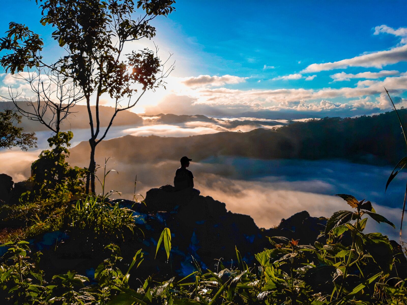 Samsung Galaxy J7 Pro sample photo. Mountains, hike, landscape photography