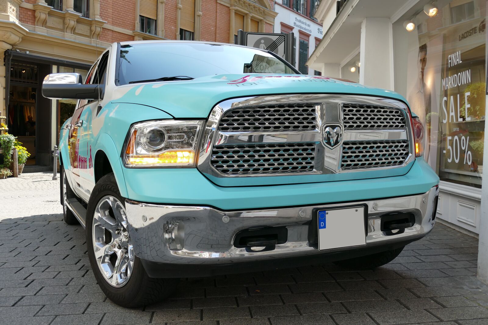 Panasonic Lumix DMC-FZ1000 sample photo. Dodge, ram, truck photography