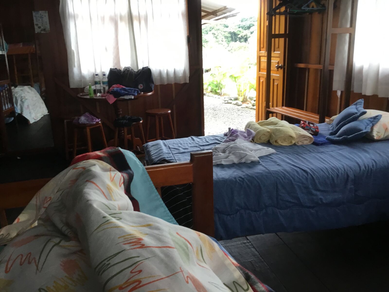 Apple iPad (5th generation) sample photo. Selva, amazonas, lounge photography