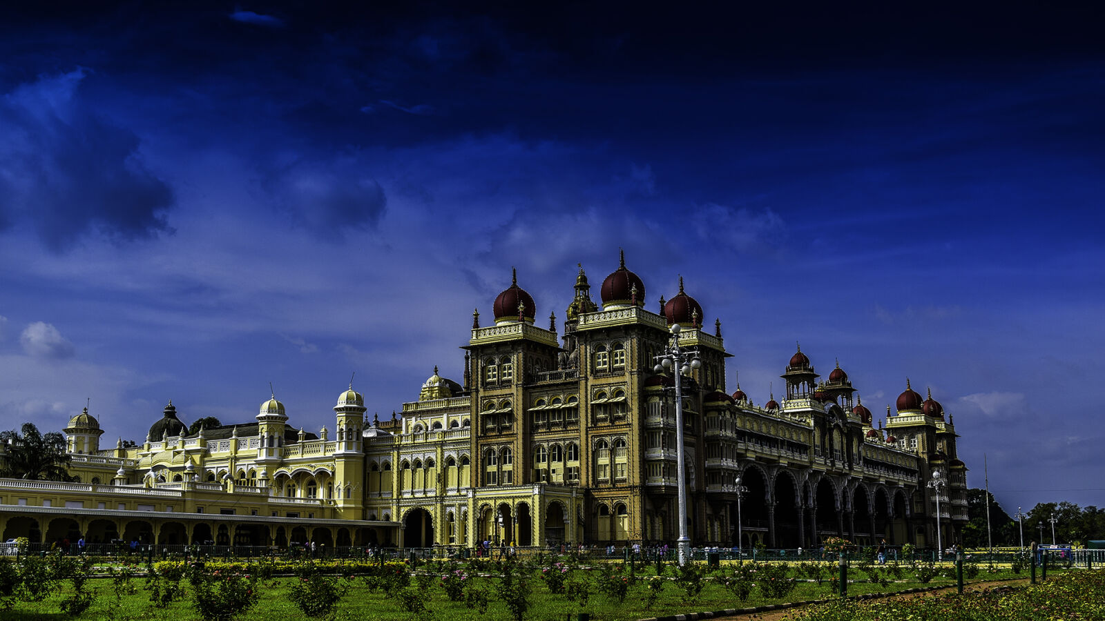 Nikon D3300 sample photo. Mysore, palace photography