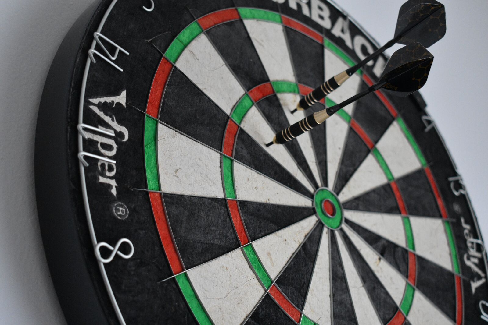 Nikon D3400 sample photo. Dart, bullseye, target photography