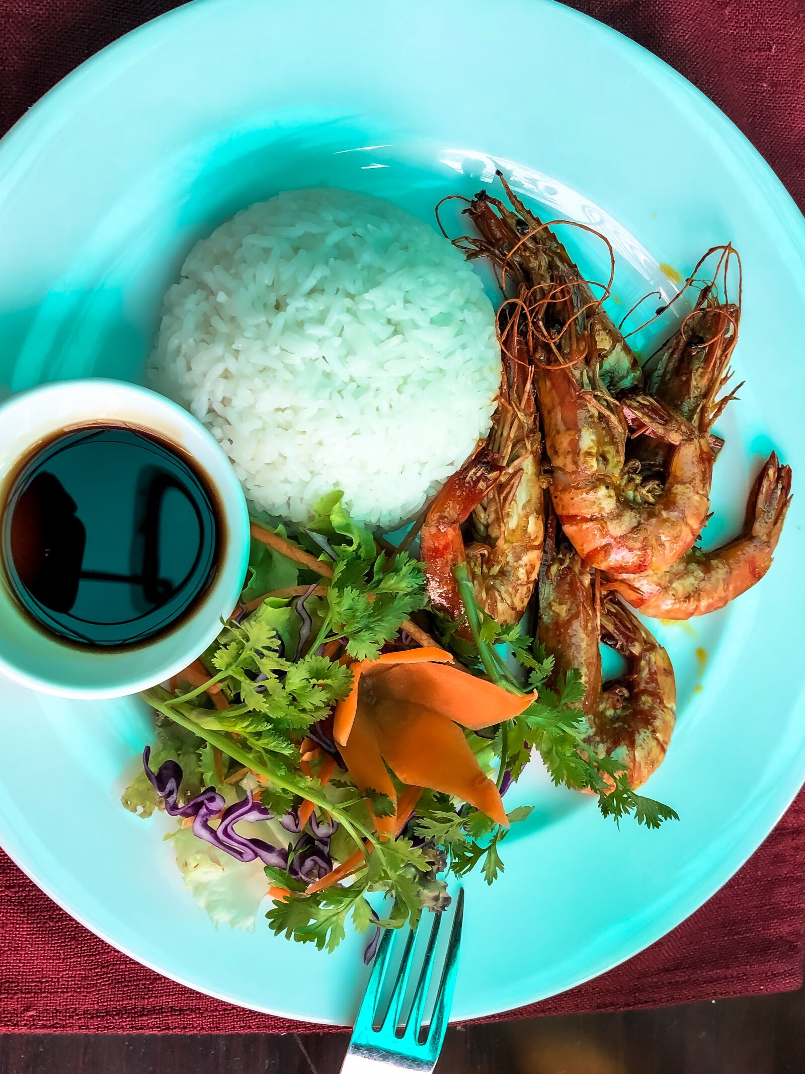 iPhone X back dual camera 4mm f/1.8 sample photo. Eating, vietnam, travel photography