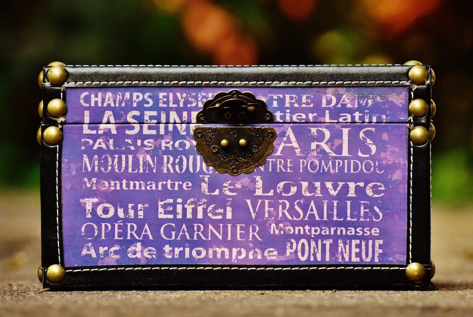 Nikon D7200 sample photo. Chest, box, castle photography