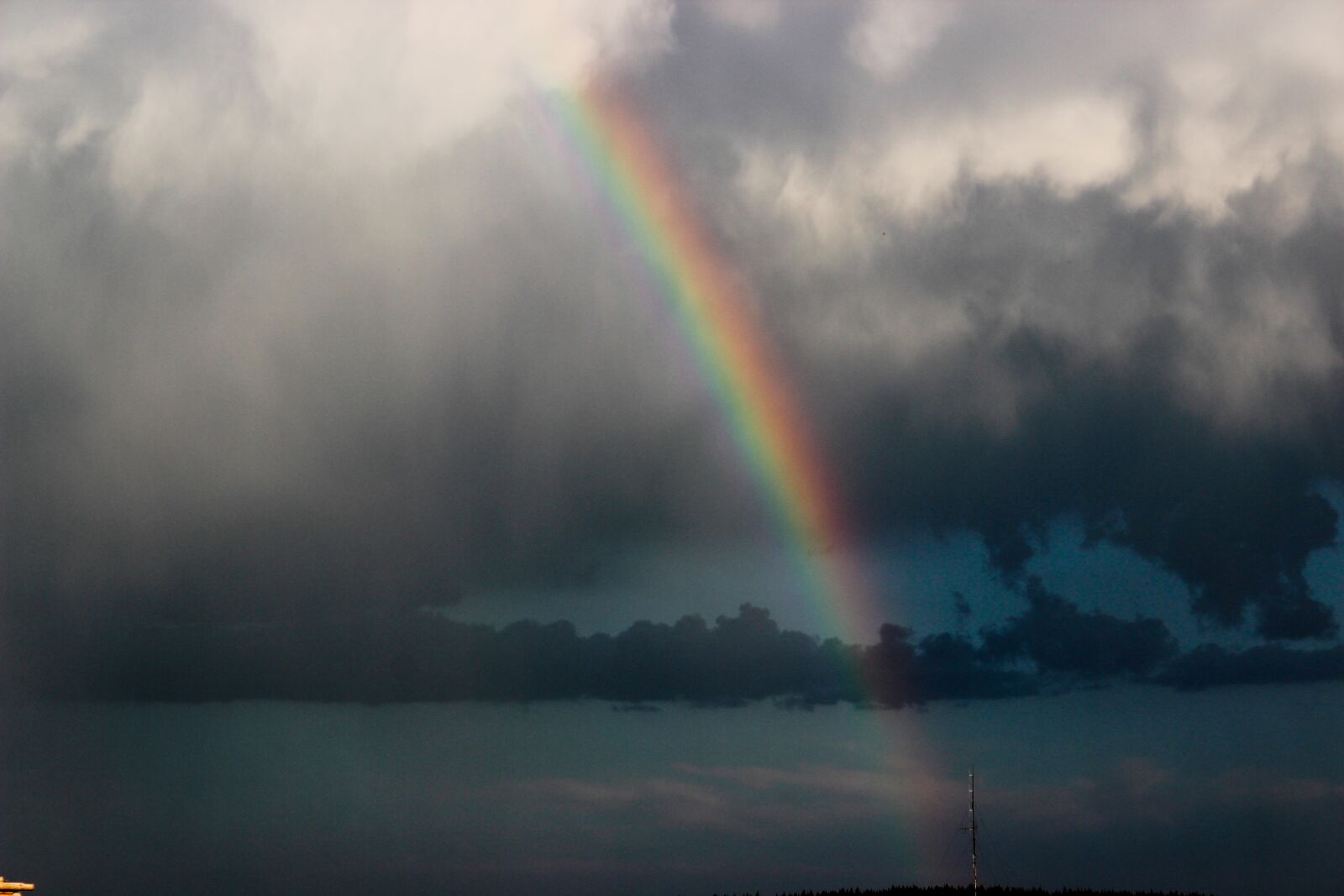 Canon EOS 600D (Rebel EOS T3i / EOS Kiss X5) sample photo. Rainbow, clouds, sky photography