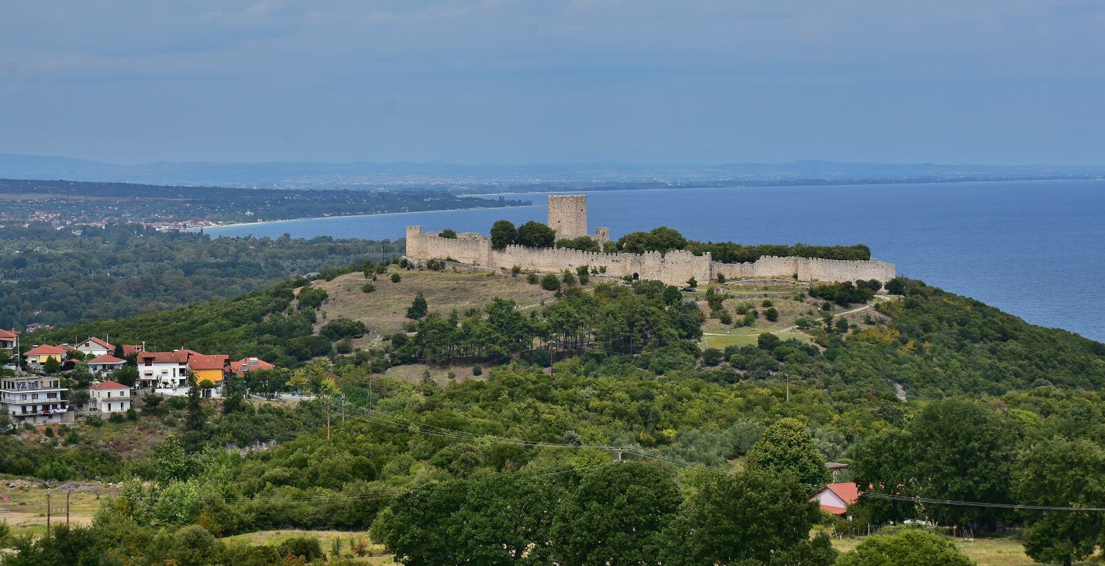 Nikon D7200 sample photo. Castle, platamon, village photography