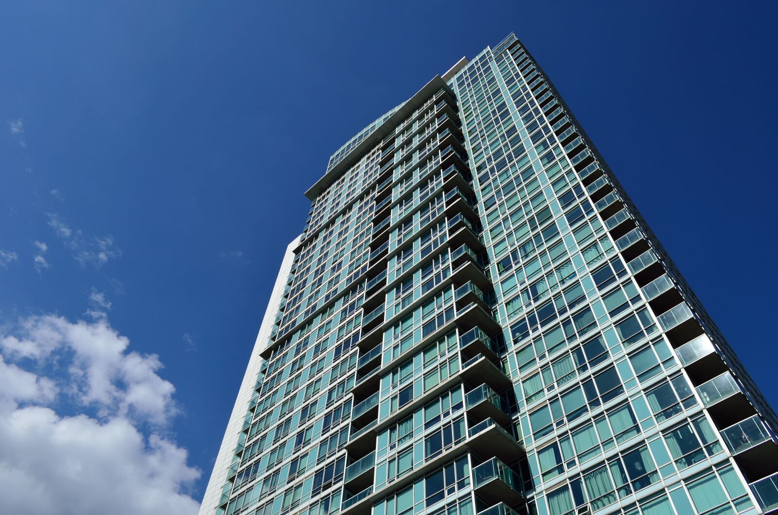 Nikon D5100 sample photo. Condo, balconies, balcony photography