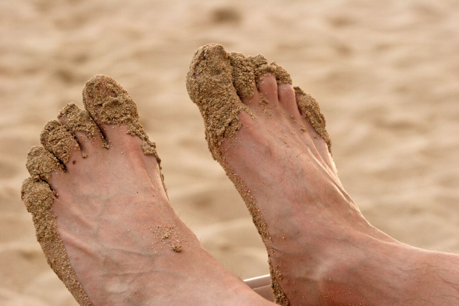Canon EOS 20D sample photo. Feet, sand, beach photography