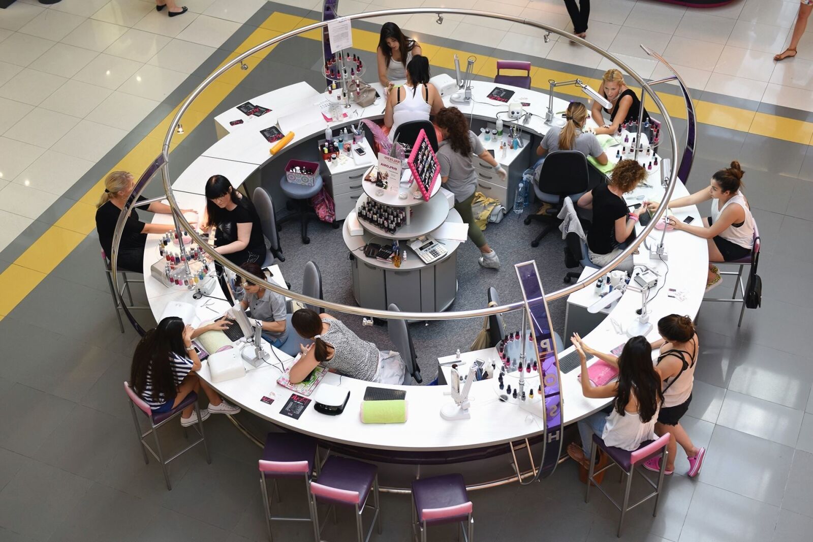 Nikon D810 sample photo. People, crowd, office, table photography