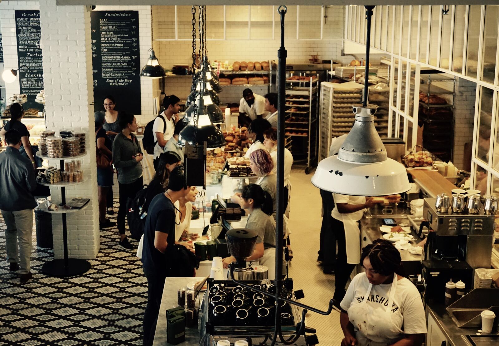 Sony a6000 sample photo. Cafe, busy, people photography