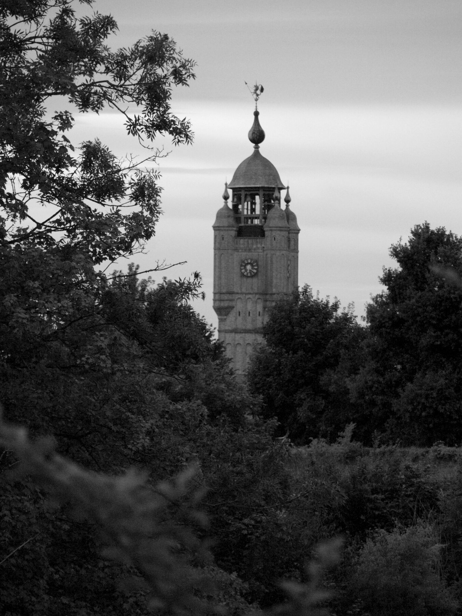 Olympus E-450 (EVOLT E-450) sample photo. Belfry, north, france photography