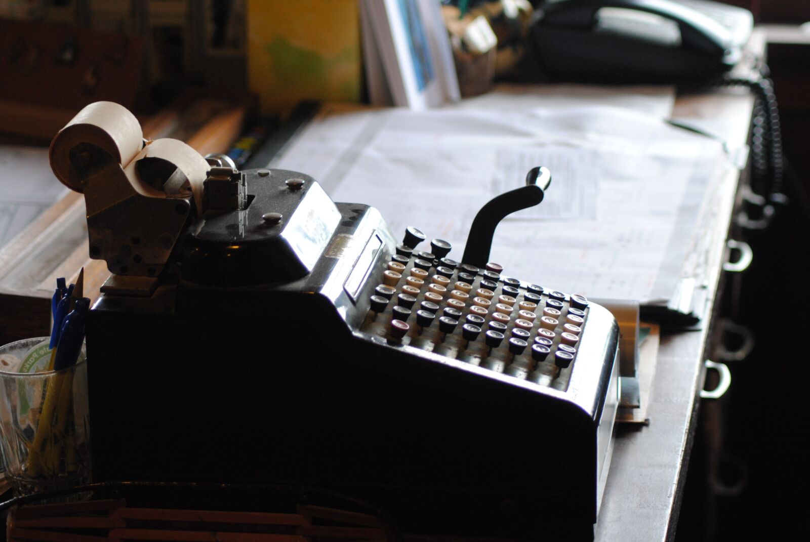 Nikon D3000 sample photo. Storytelling, typewriter, vintage photography