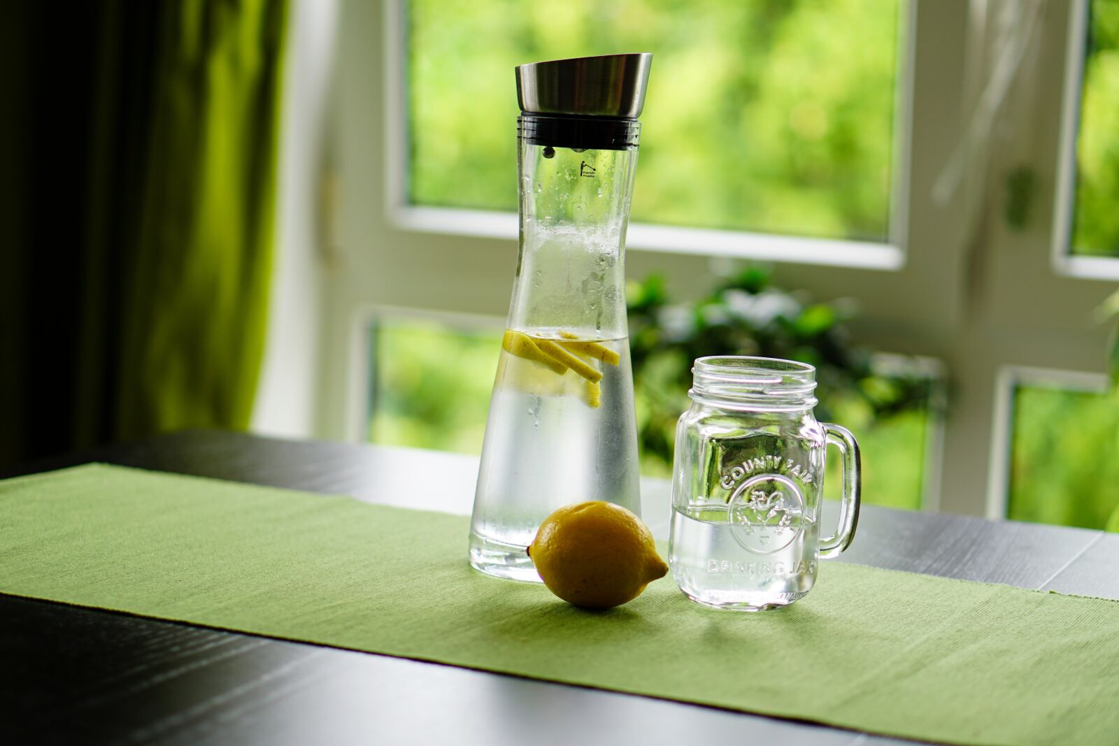 E 50mm F1.8 OSS sample photo. Lemon, water, refreshment photography