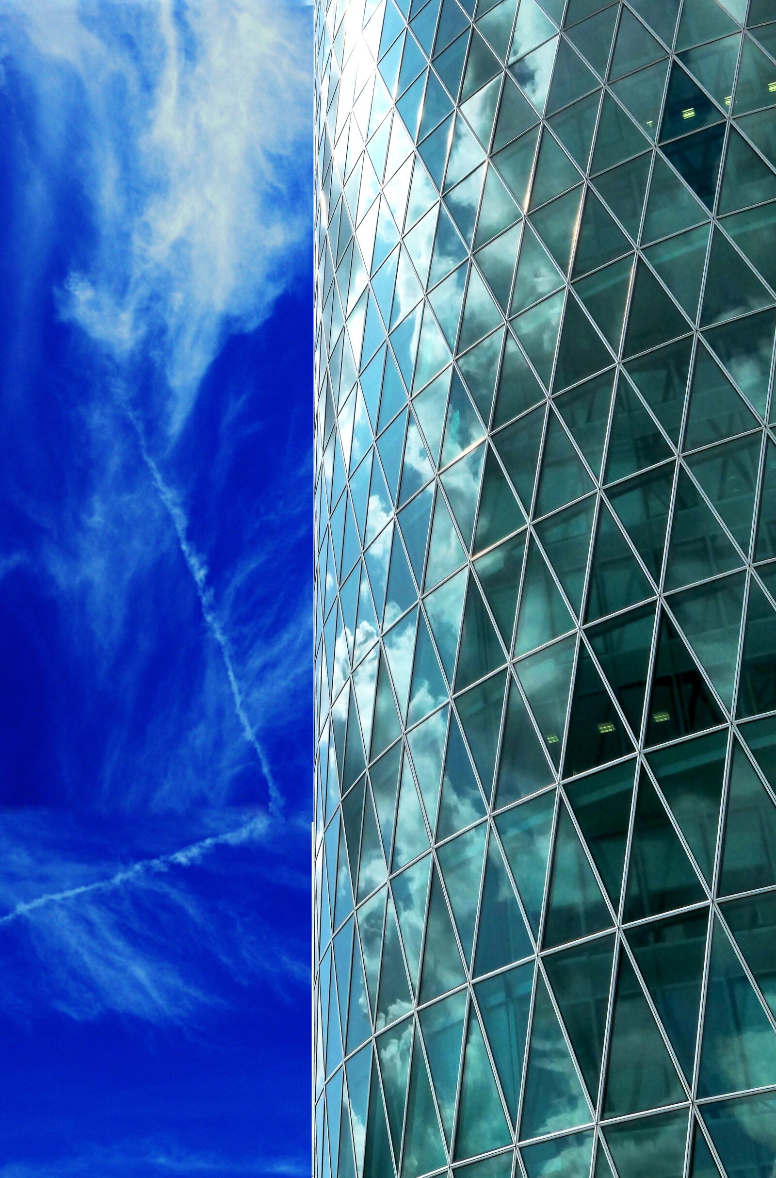 Panasonic Lumix DMC-LX10 (Lumix DMC-LX15) sample photo. Architecture, frankfurt, ffm photography