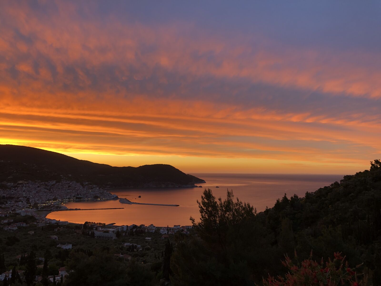 iPhone X back dual camera 4mm f/1.8 sample photo. Greece, mediterranean, sunset photography