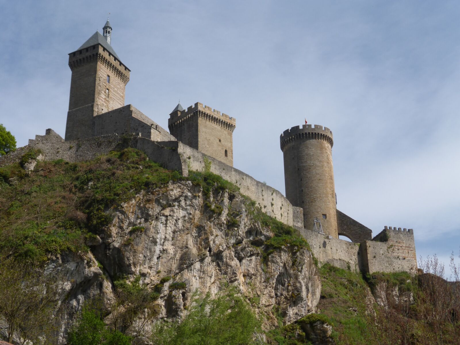 Panasonic Lumix DMC-ZS25 (Lumix DMC-TZ35) sample photo. Castle, foix, ariège photography